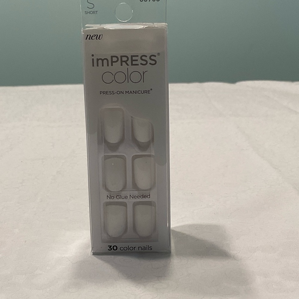 imPRESS Color Press-On Manicure - Classic White